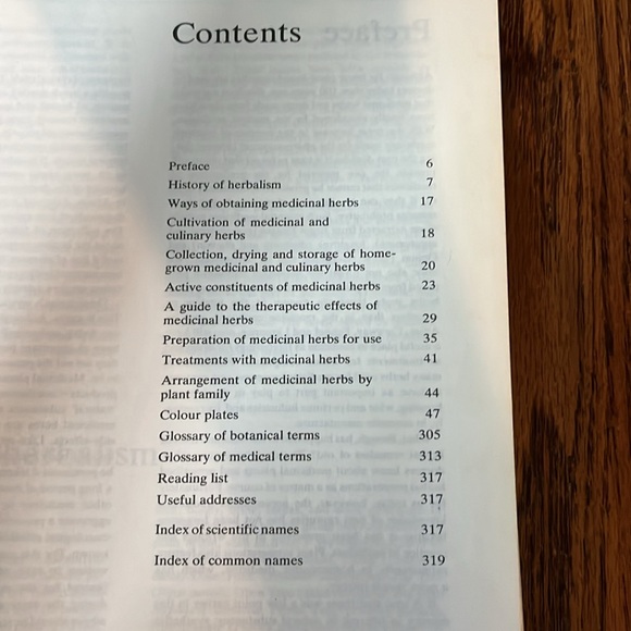 The illustrated book of herbs, their medicinal and culinary uses hard cover - Picture 12 of 14